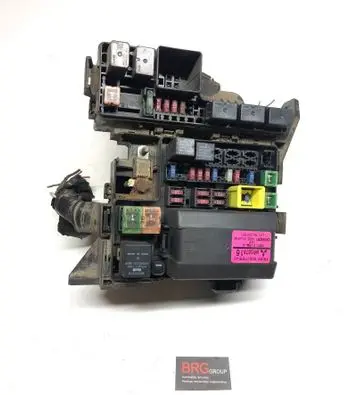 Mitsubishi Grandis Fuse module MR587816 G8C218MA 0475D1