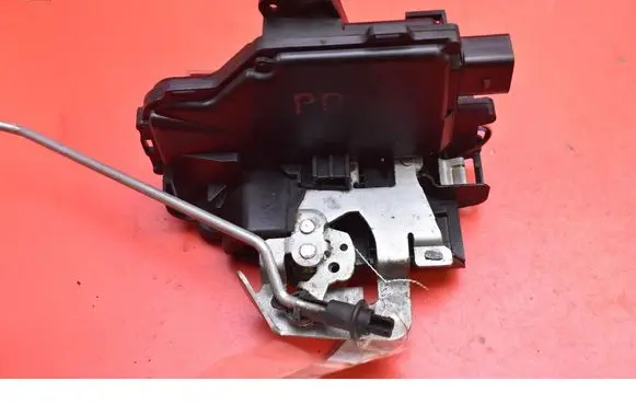Audi A4 S4 B6 8E 8H Front door lock