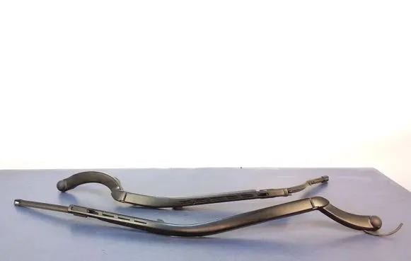Jaguar XF X250 Front wiper blade arm