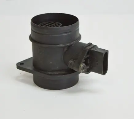 Skoda Octavia Mk2 (1Z) Mass air flow meter 038906461B