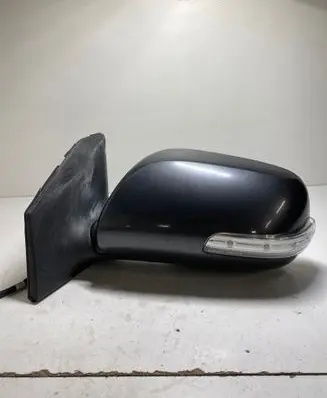 Toyota Avensis T250 Front door electric wing mirror E1020058 E1016057 026057
