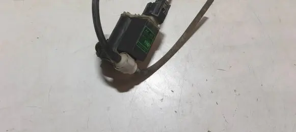 Hyundai i30 Windscreen/windshield washer pump 985102L100