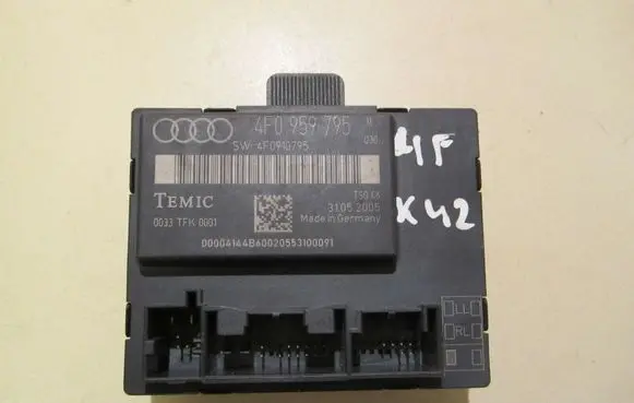 Audi A6 S6 C6 4F Door control unit/module 4F0959795