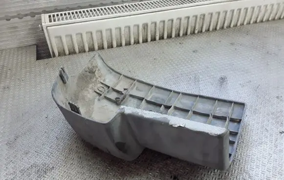 Rear bumper corner part panel trim