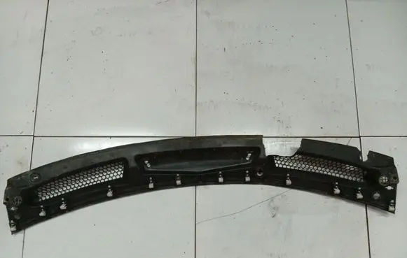 Fiat Bravo Wiper trim 