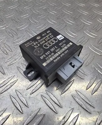 Audi A6 S6 C6 4F Light module LCM 5LA00837922 8P0907357C