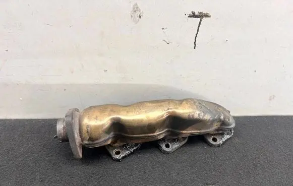 Audi A4 S4 B7 8E 8H Exhaust manifold 059253033L