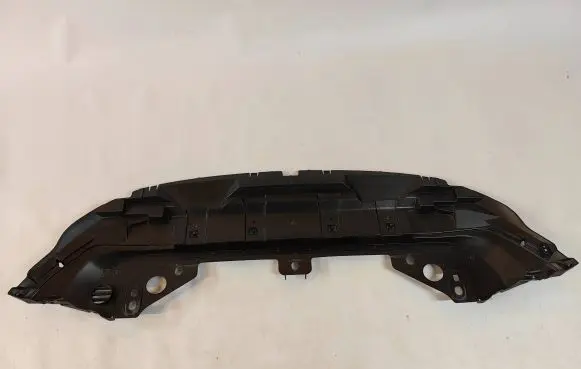 Volvo XC40 Front bumper skid plate/under tray 32227309