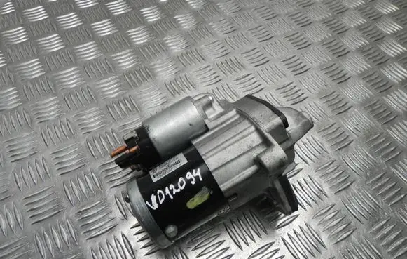 Dacia Sandero Starter motor 233000557R VD12094