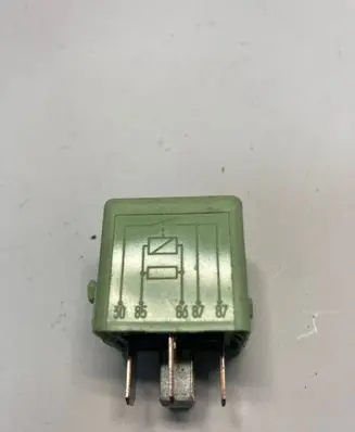 BMW 5 E60 E61 Other relay 8373700 V23134K59312 6136