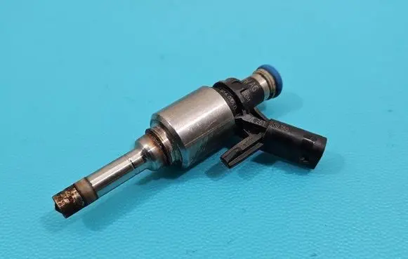 Fuel injector