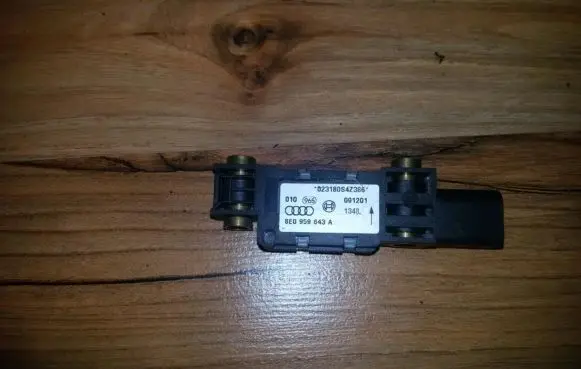 Audi A4 S4 B6 8E 8H Airbag deployment crash/impact sensor 8E0959643A