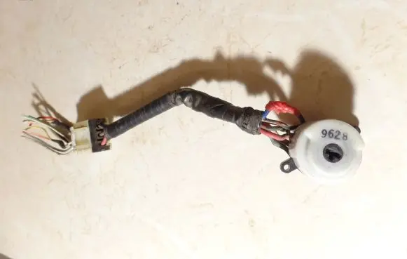 Engine start stop button switch