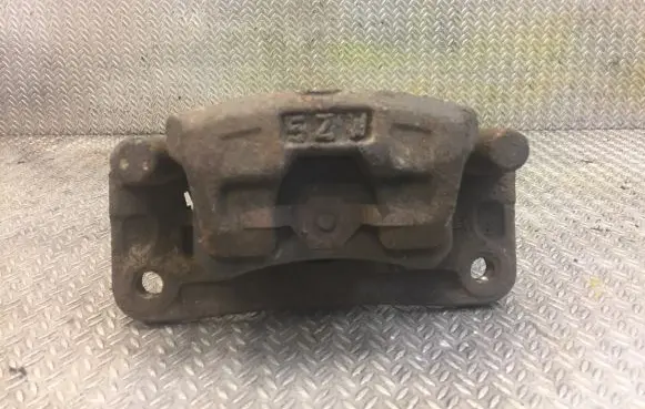 Mitsubishi Pajero Rear brake caliper