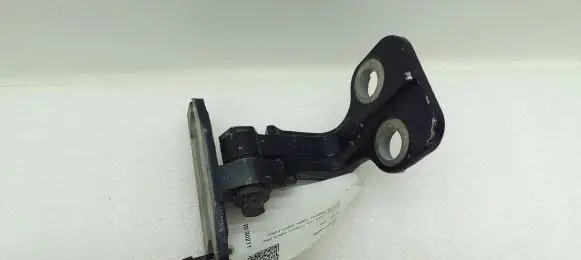Jaguar XF X250 Front door lower hinge 8X23F228A65AC