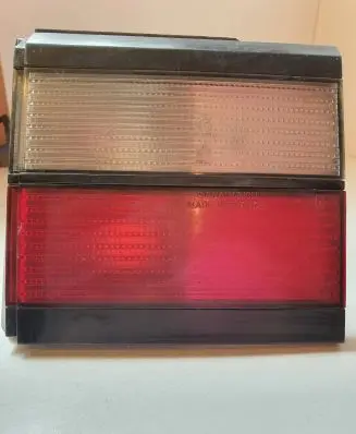Volkswagen PASSAT B3 Tailgate rear/tail lights 333945108
