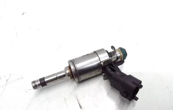 Ford Mustang V Fuel injector EJ7E9F593DB