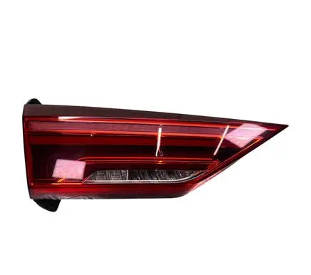 Audi Q3 F3 Tailgate rear/tail lights 83A945093A 646500 646753