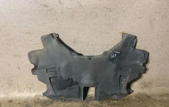 Mercedes-Benz SL R230 Engine splash shield/under tray A2305240830