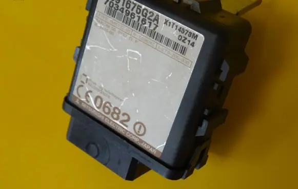 Mazda 323 F Immobilizer control unit/module TC91675G2A 7034961617