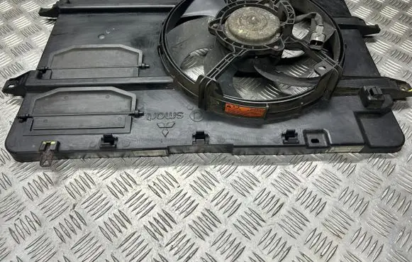 Mitsubishi Colt Radiator cooling fan shroud EPT10706ZI 1350A073