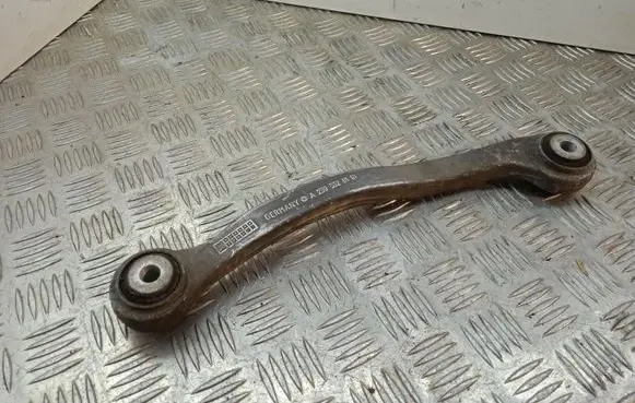 Mercedes-Benz CLS C219 Rear upper control arm/wishbone A2303520101