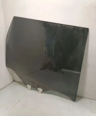 Nissan X-Trail T31 Rear door window glass AS3