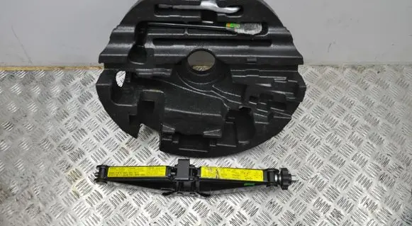 Mercedes-Benz GL X164 Lift Jack A1648901614