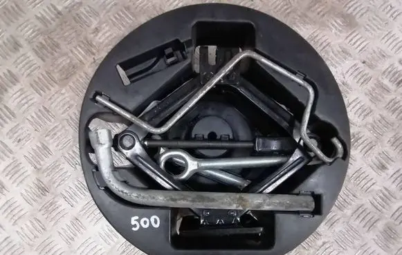 Fiat 500 Lift Jack 