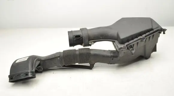 Volvo C70 Air filter box 31319645