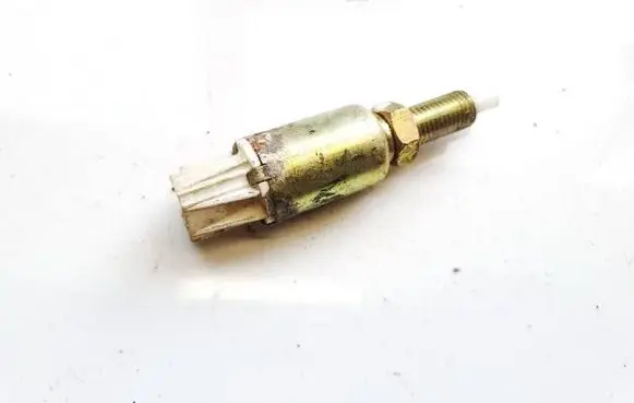 Toyota RAV 4 (XA20) Brake pedal sensor switch