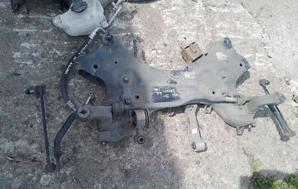 KIA Sorento Front subframe