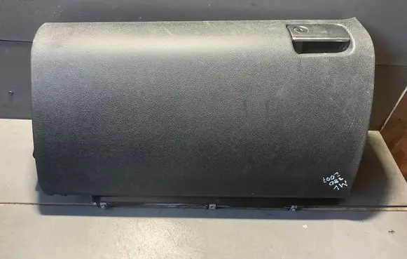 Mercedes-Benz ML W164 Glove box A1646800391 18114522