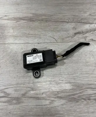 BMW 5 E39 ESP acceleration yaw rate sensor 6753694 34526753694 0265005248