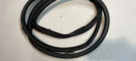 Lexus IS 200-300 Rubber seal front door (on door) 