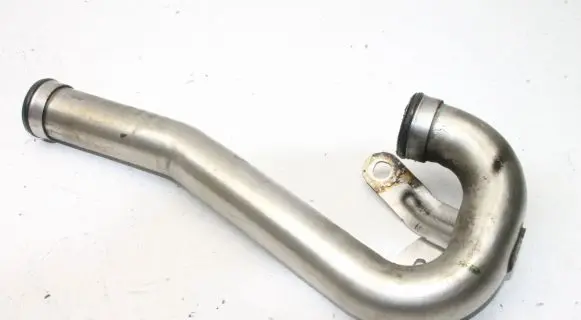 Nissan Juke I F15 EGR valve line/pipe/hose