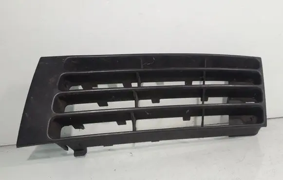 Audi A4 S4 B5 8D Front bumper lower grill 8D0807345AA