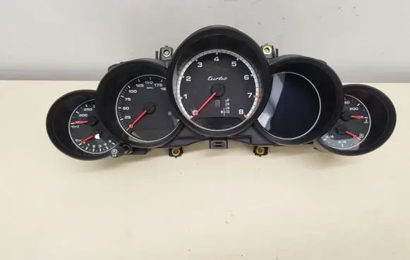 Porsche Cayenne (92A) Speedometer (instrument cluster) 7P5920902L