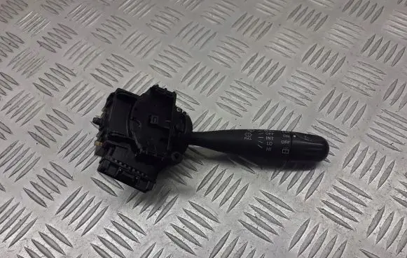 Suzuki Alto Wiper control stalk S13071