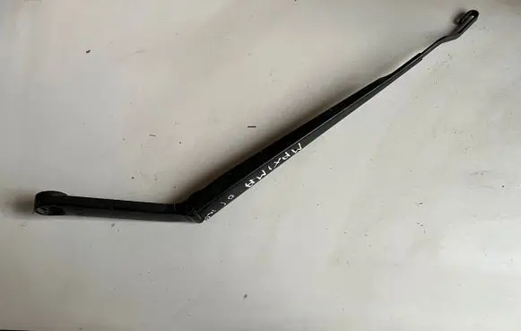 Nissan Maxima Front wiper blade arm