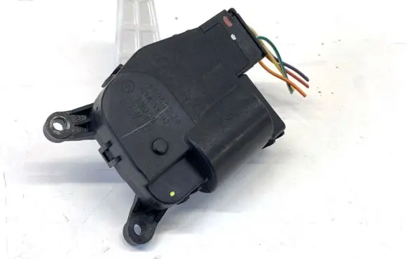 Jeep Cherokee Air flap motor/actuator AA1138003800