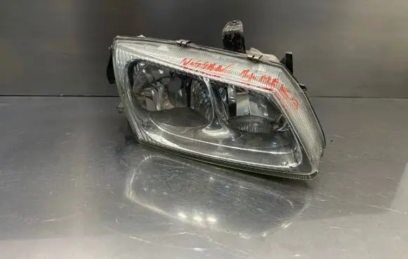 Nissan Almera N16 Headlight/headlamp 26010BN011 89003330 04FCR2002A