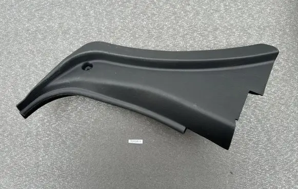 Nissan Terrano Centre console side trim front 6690060G10 6690083G60