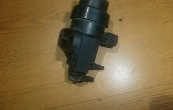 Ford Mondeo MK II Turbo solenoid valve