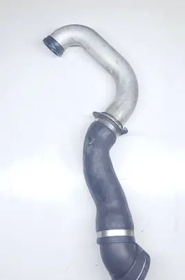 Intercooler hose/pipe