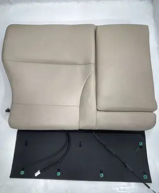 Subaru Outback (BS) Rear seat 