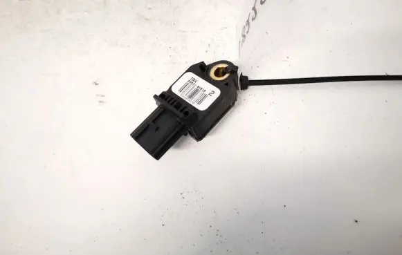 Toyota Yaris Airbag deployment crash/impact sensor 898310h010 89831-0h010