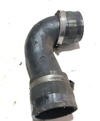 Volvo XC60 Intercooler hose/pipe 31338572