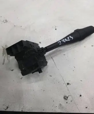 Nissan Almera Tino Wiper turn signal indicator stalk/switch 54353339