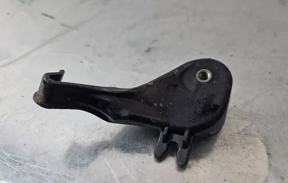 Opel Combo E AdBlue Liquid tank holder 9815104880